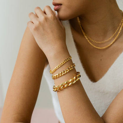 Chunky Gold Curb Chain Bracelet