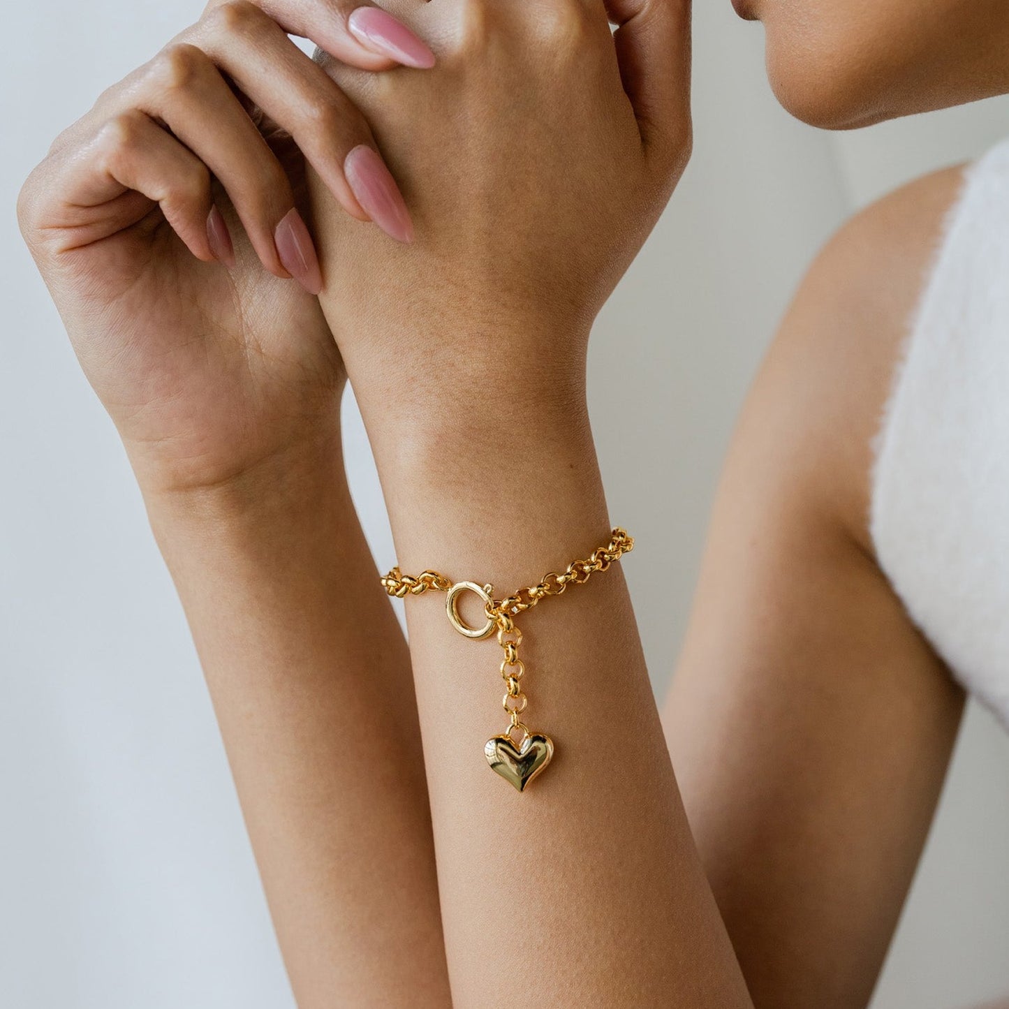 Gold Heart Pendant Bracelet Necklace Set